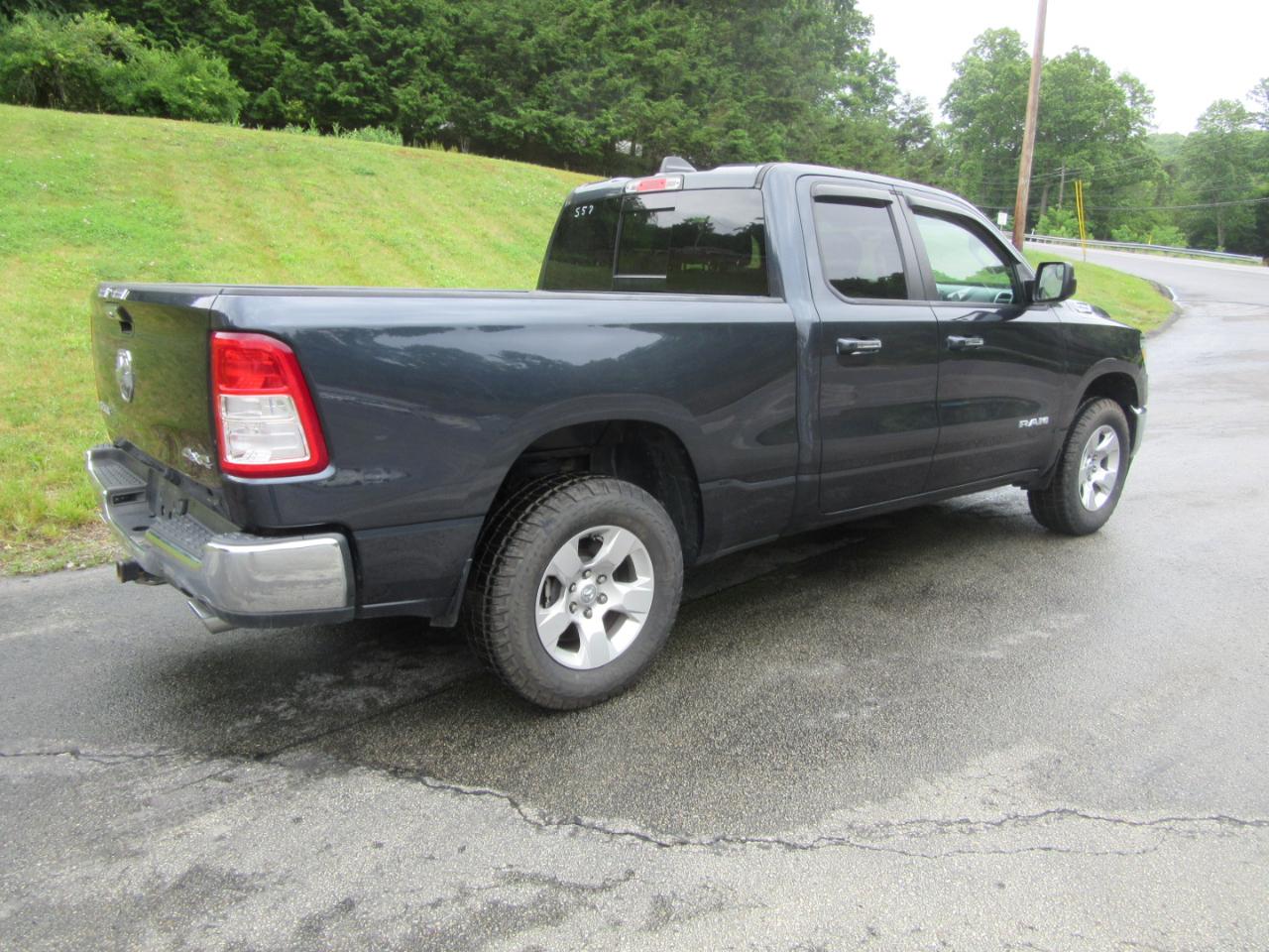 RAM 1500 Big Horn Quad Cab 4WD 2020