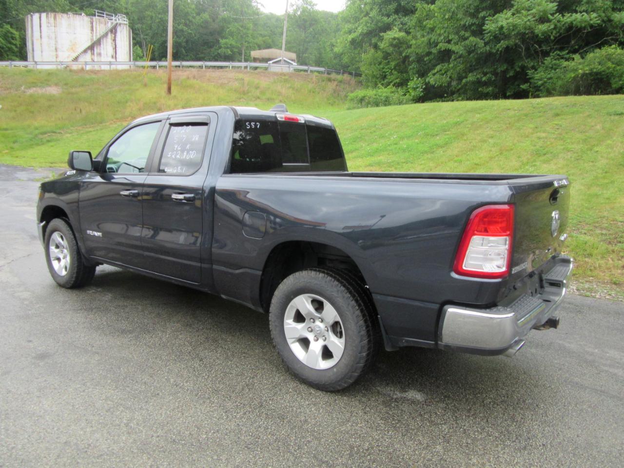 RAM 1500 Big Horn Quad Cab 4WD 2020