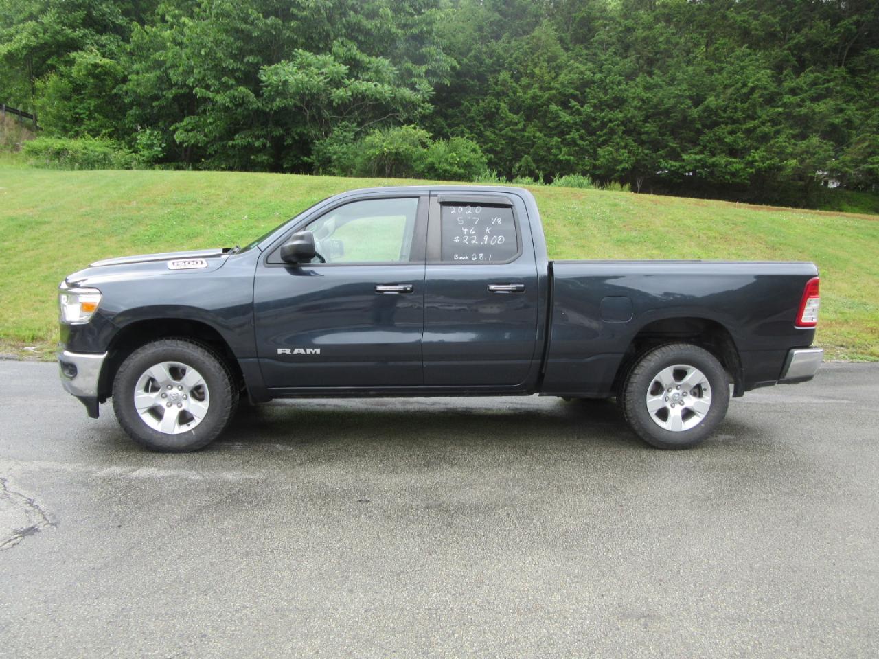 RAM 1500 Big Horn Quad Cab 4WD 2020