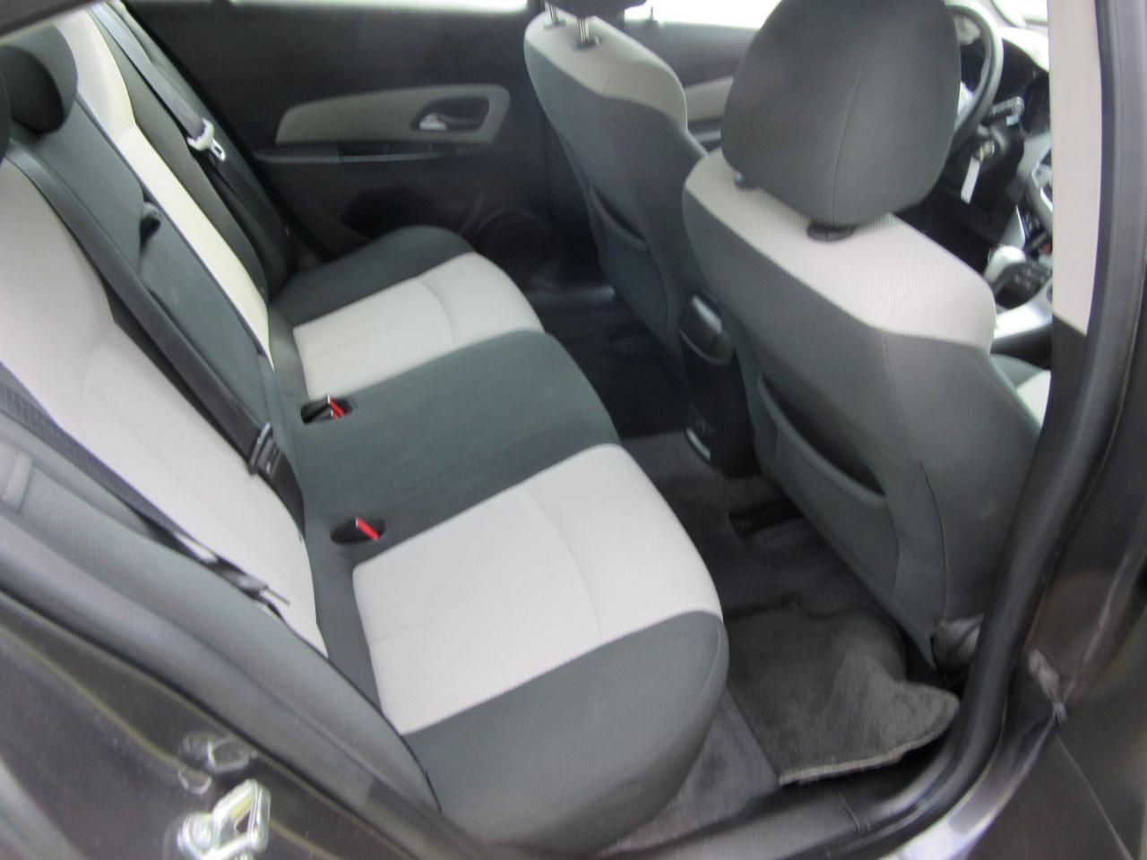 Chevrolet Cruze 2LS 2011