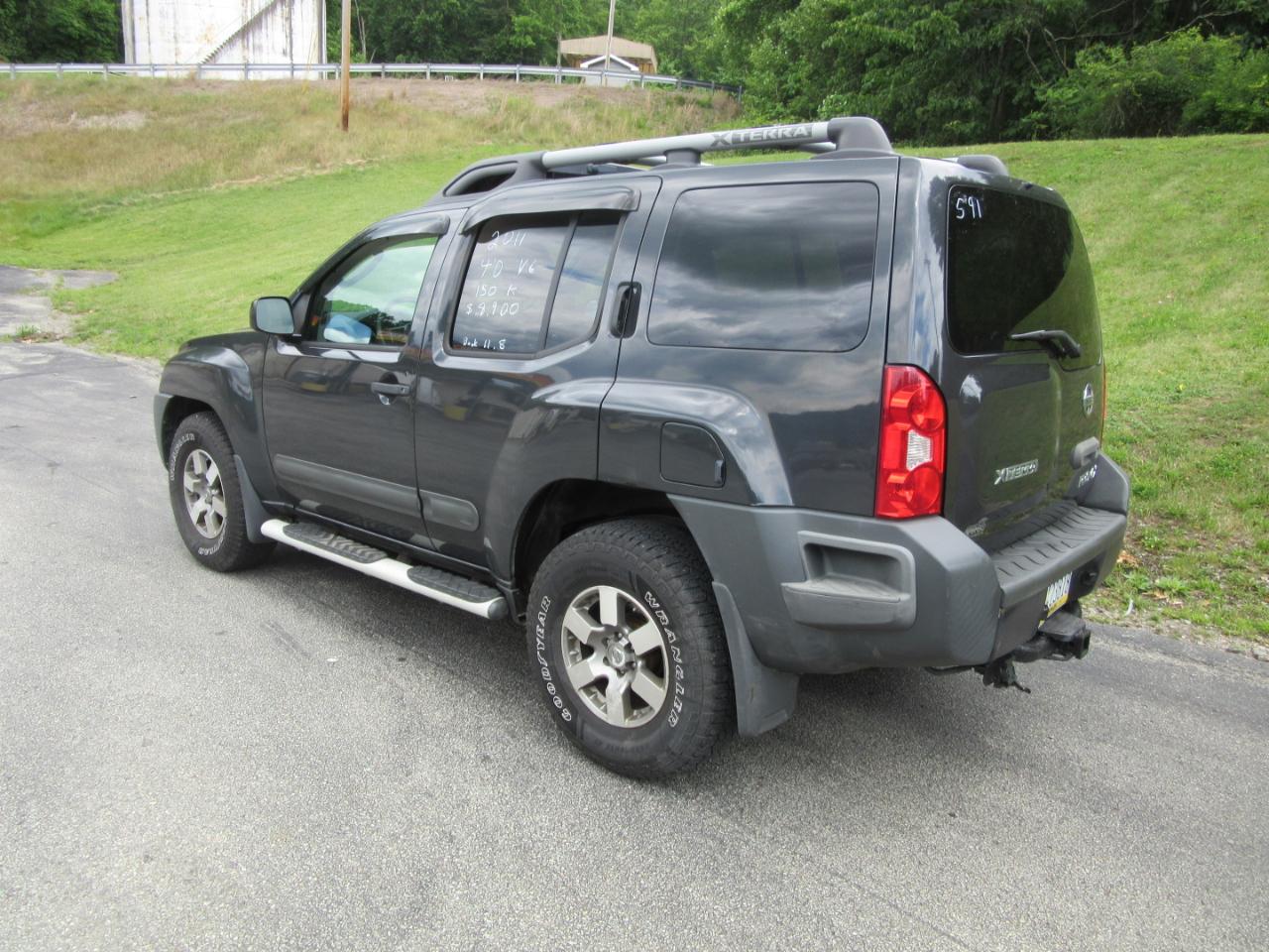 Nissan Xterra X 4WD 2011