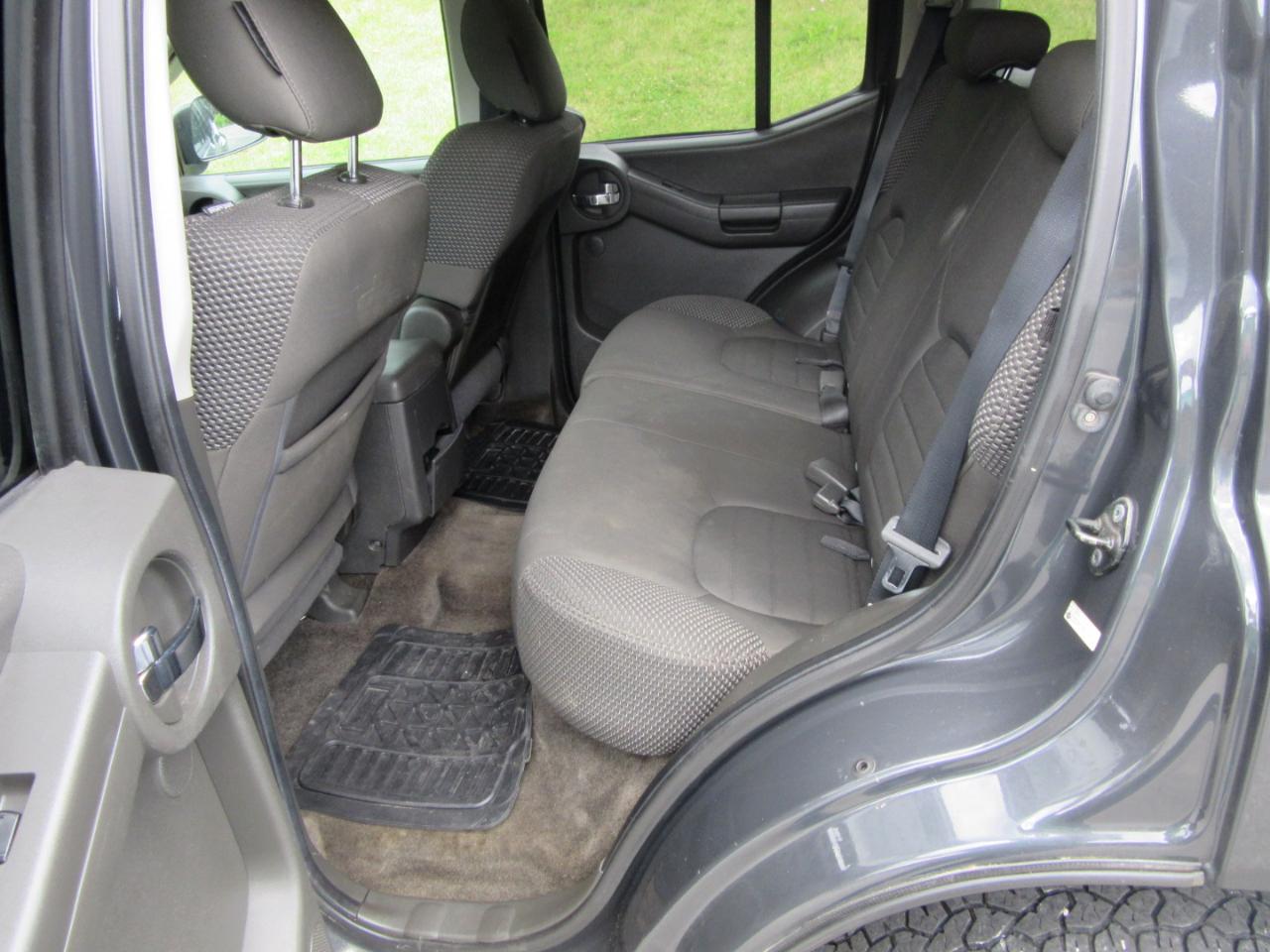 Nissan Xterra X 4WD 2011
