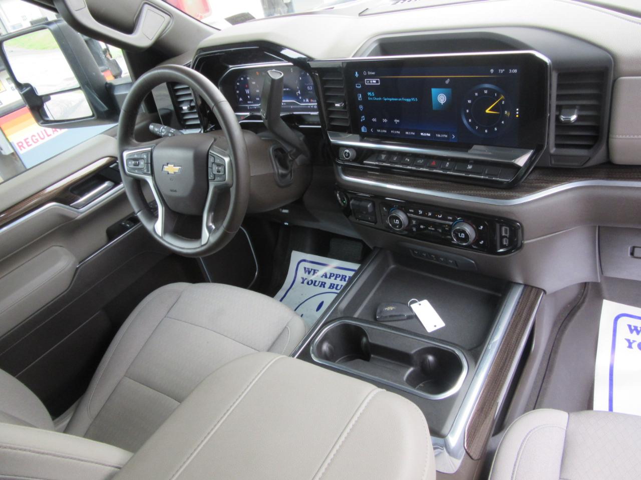 Chevrolet Silverado 2500HD LT Double Cab Long Box 4WD 2025