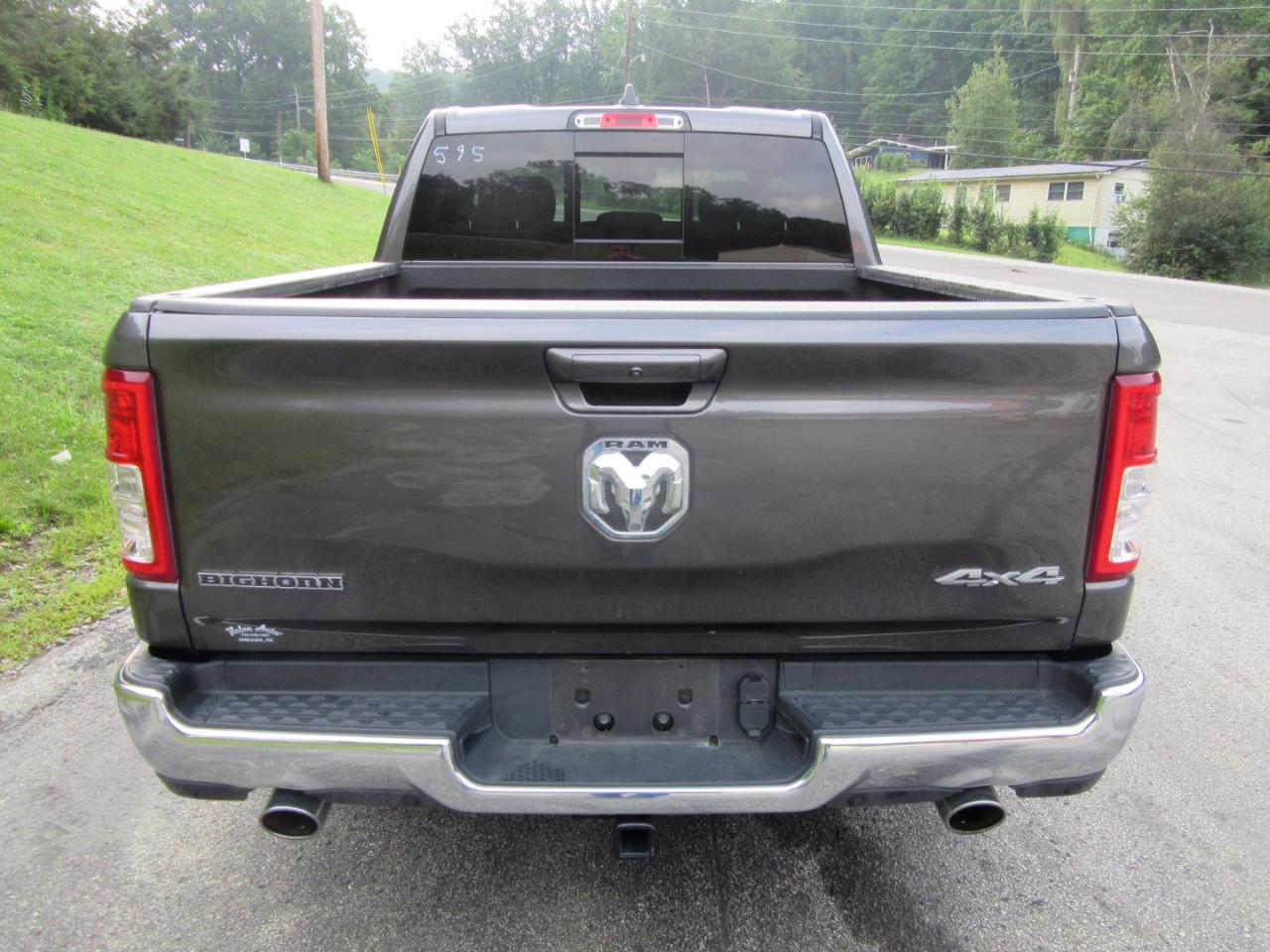 RAM 1500 Big Horn Crew Cab SWB 4WD 2021