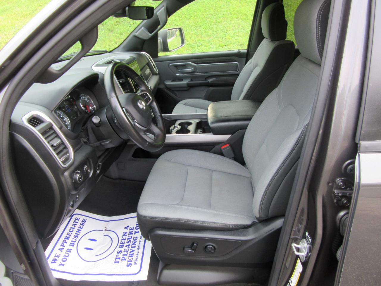 RAM 1500 Big Horn Crew Cab SWB 4WD 2021