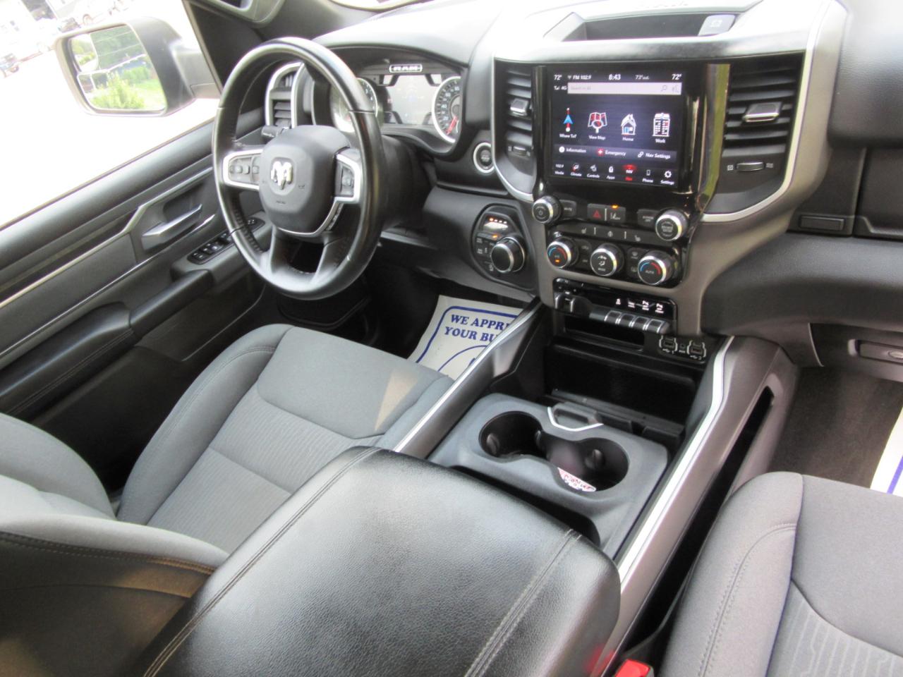 RAM 1500 Big Horn Crew Cab SWB 4WD 2021