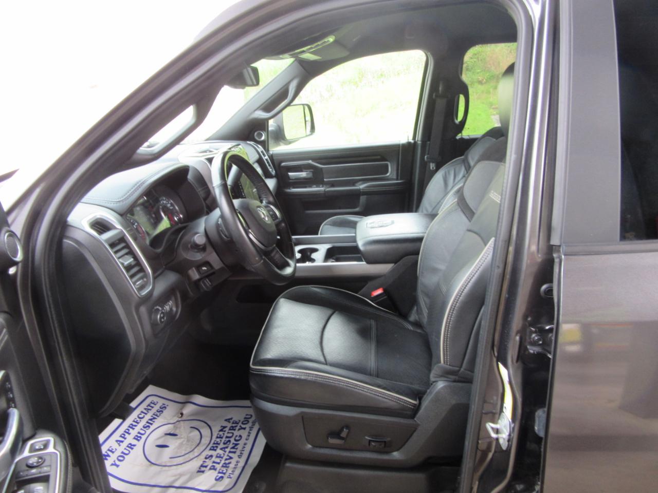 RAM 3500 Laramie Crew Cab LWB 4WD DRW 2021