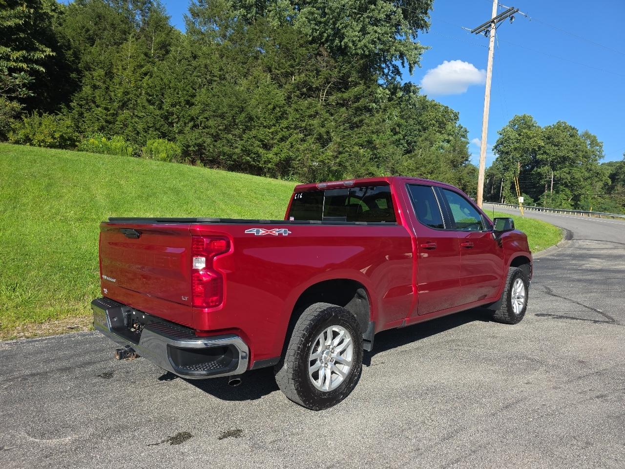 Chevrolet Silverado 1500 1LT Crew Cab 4WD 2021