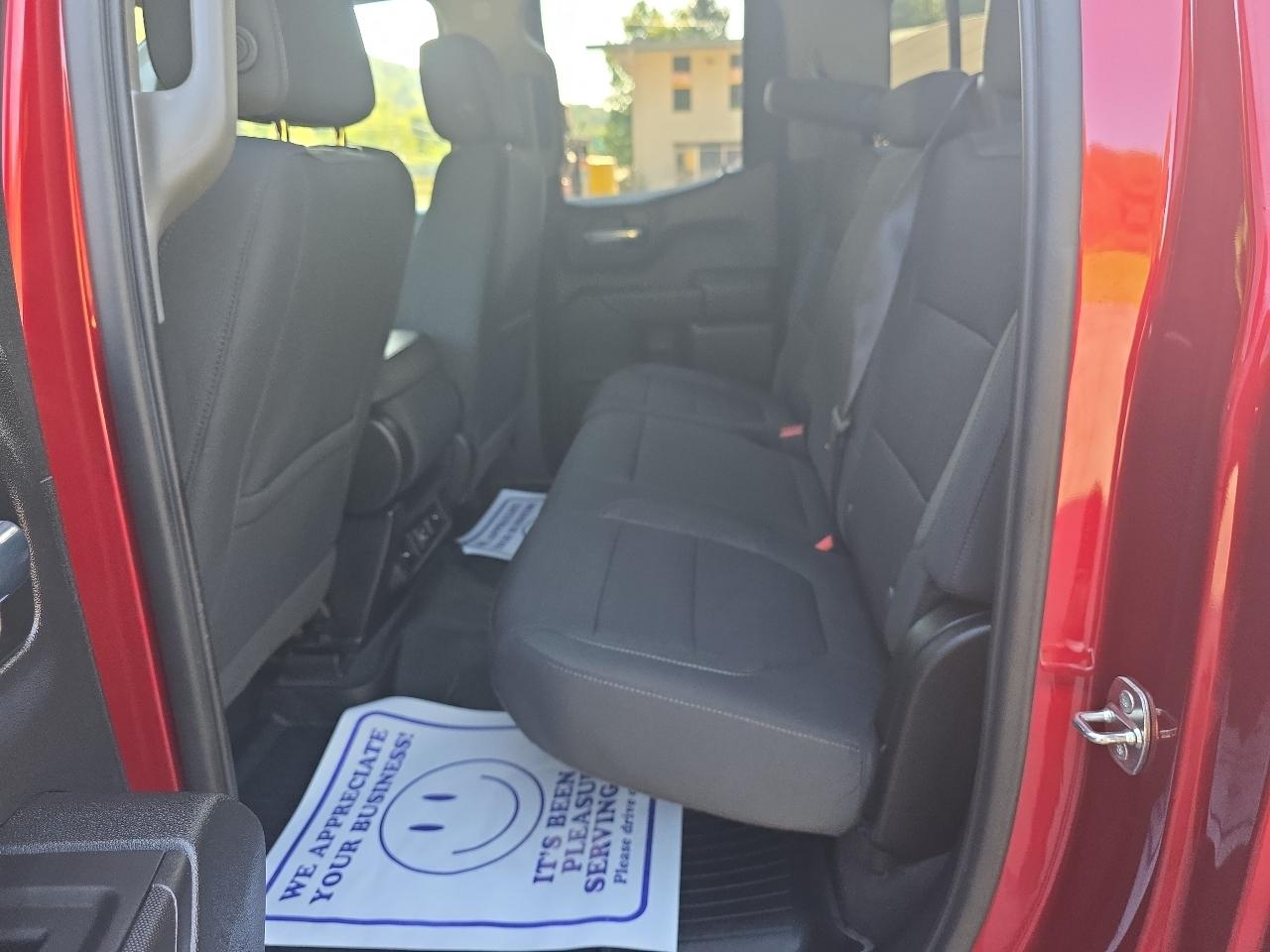 Chevrolet Silverado 1500 1LT Crew Cab 4WD 2021