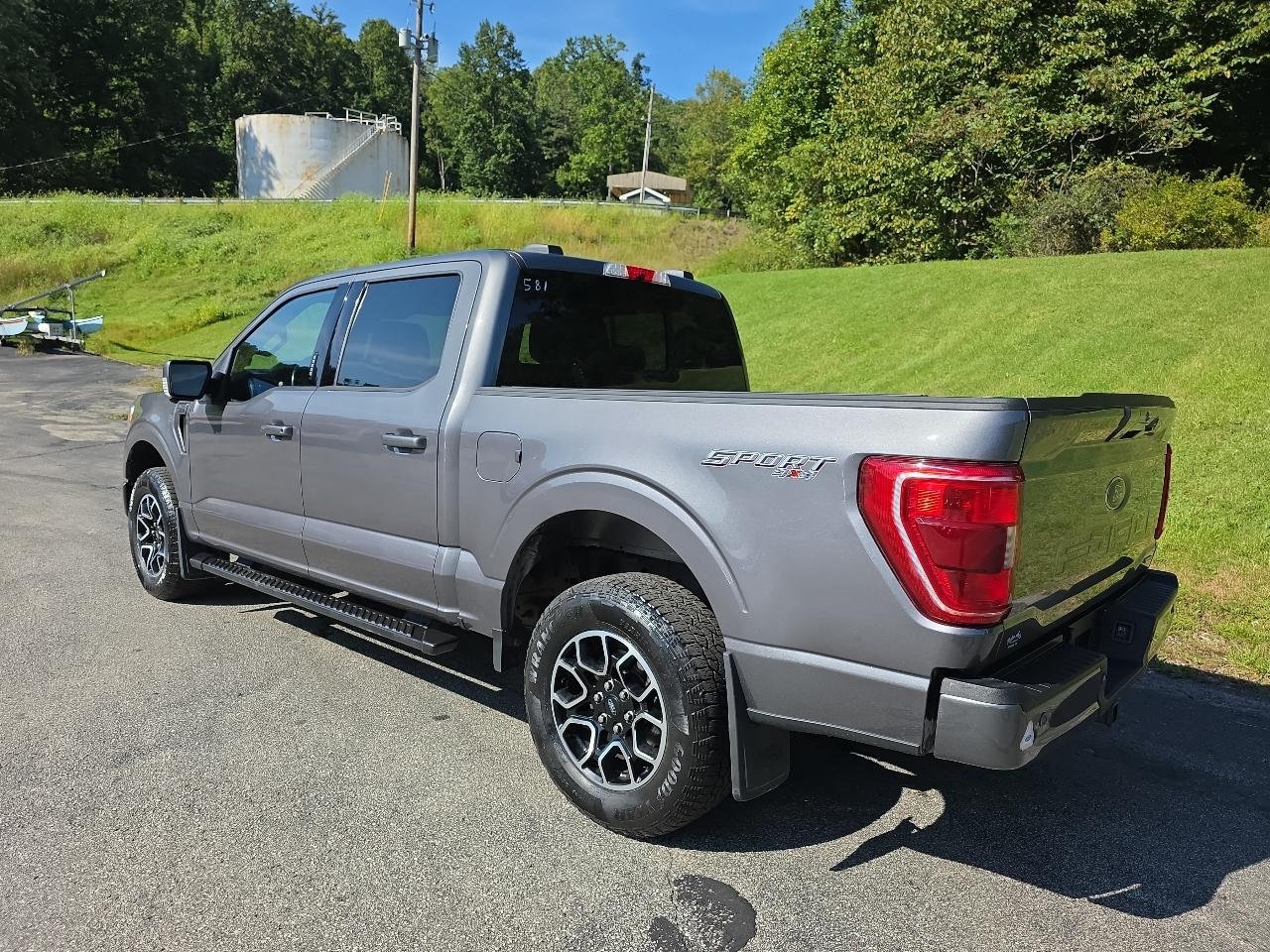 Ford F-150 4WD SuperCrew 145" XLT 2021