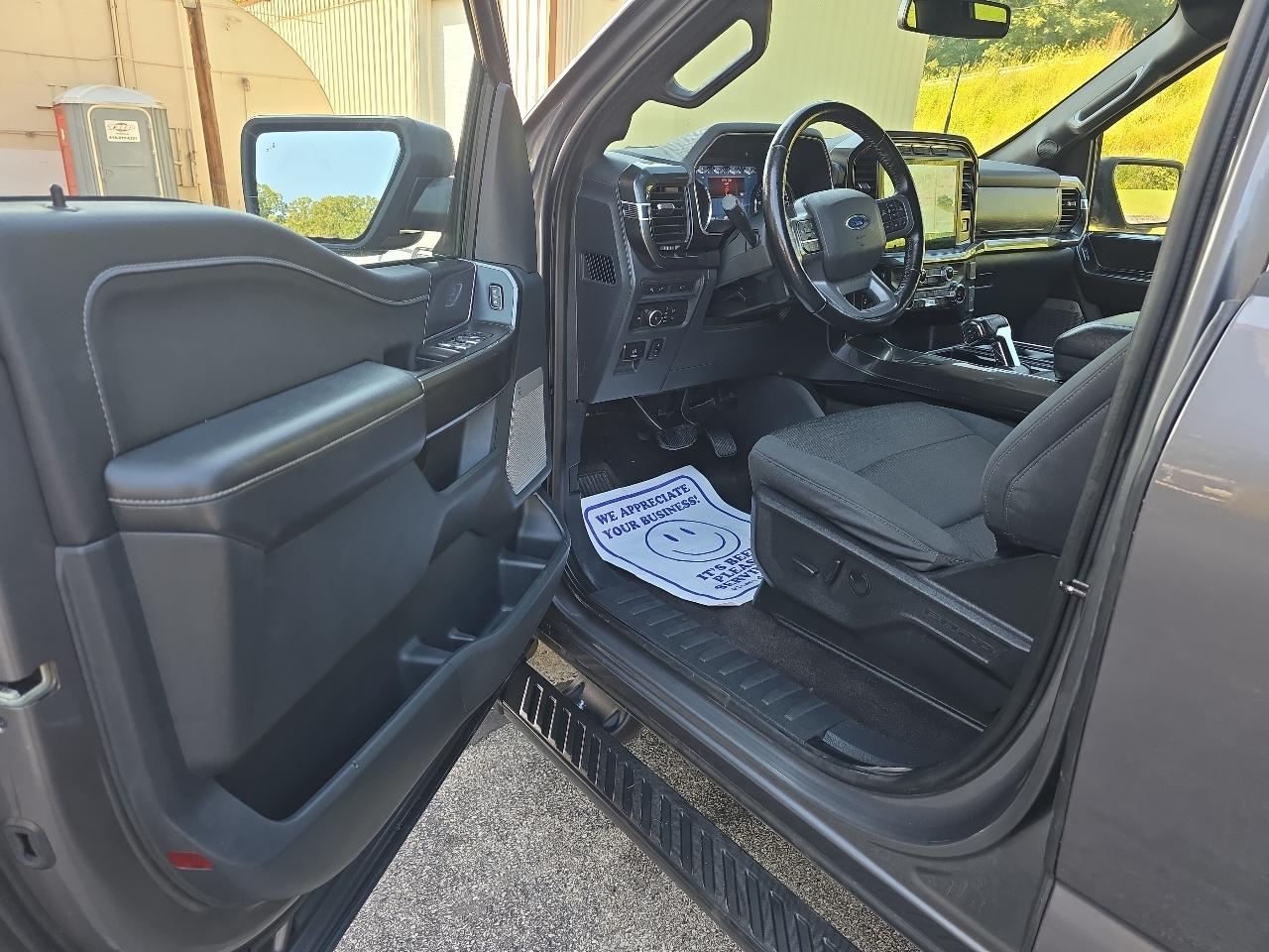Ford F-150 4WD SuperCrew 145" XLT 2021