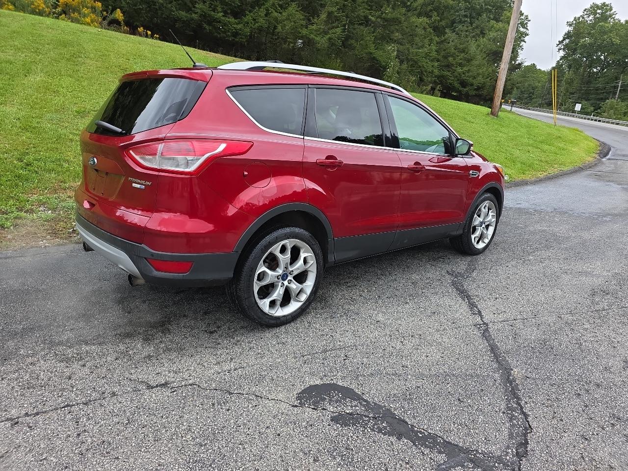 Ford Escape Titanium 4WD 2013