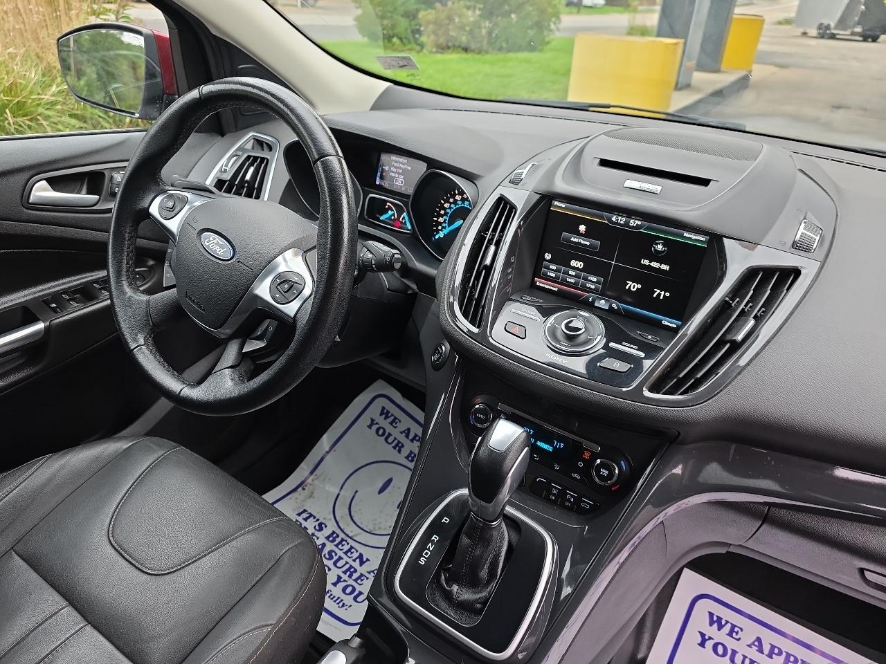 Ford Escape Titanium 4WD 2013