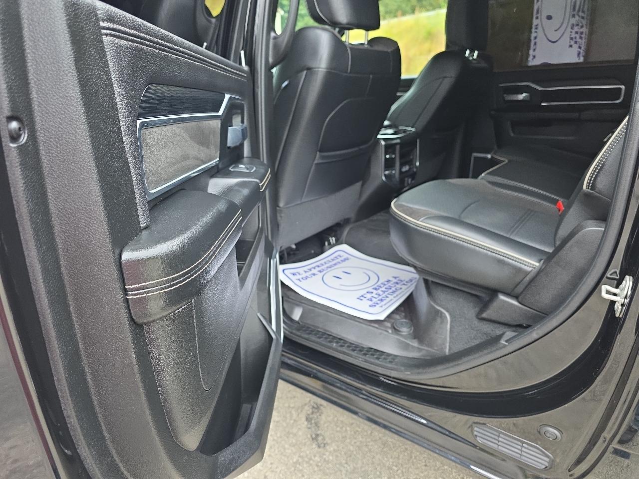 RAM 2500 Laramie Crew Cab SWB 4WD 2023