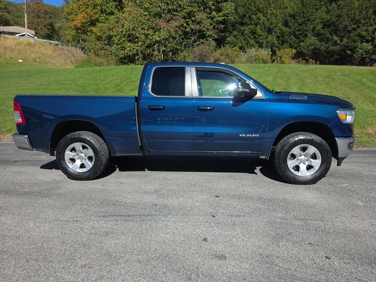 RAM 1500 Big Horn Quad Cab 4WD 2021