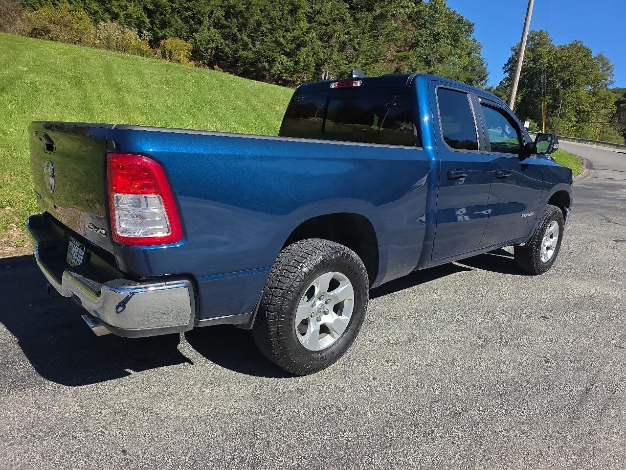 RAM 1500 Big Horn Quad Cab 4WD 2021