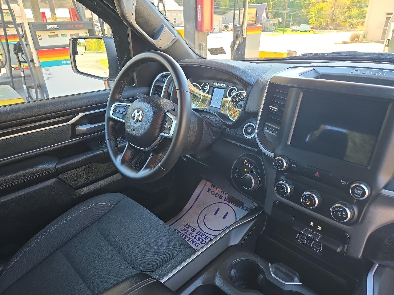 RAM 1500 Big Horn Quad Cab 4WD 2021