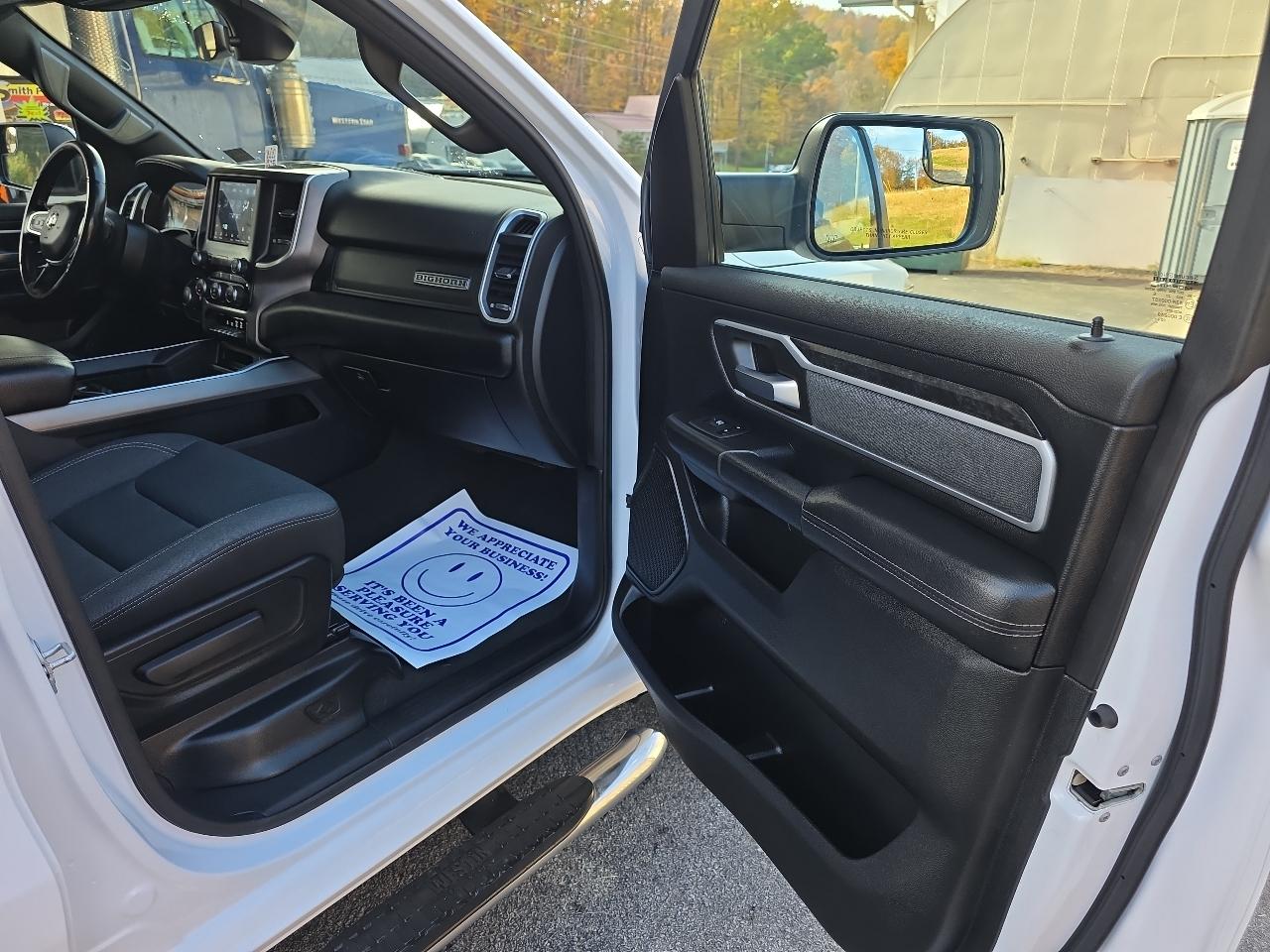 RAM 1500 Big Horn Quad Cab 4WD 2021