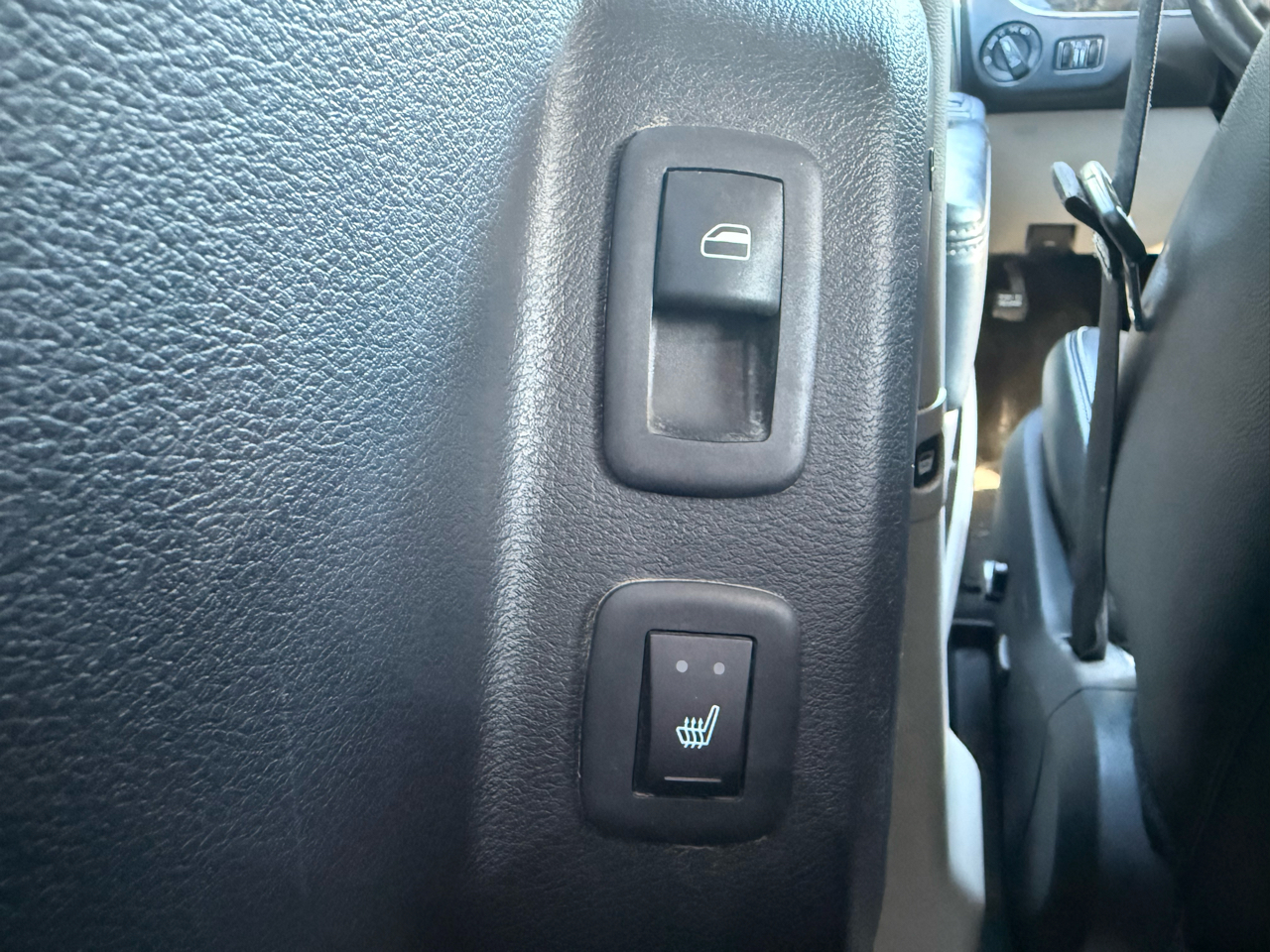 2014 Chrysler Town & Country Touring L photo 20