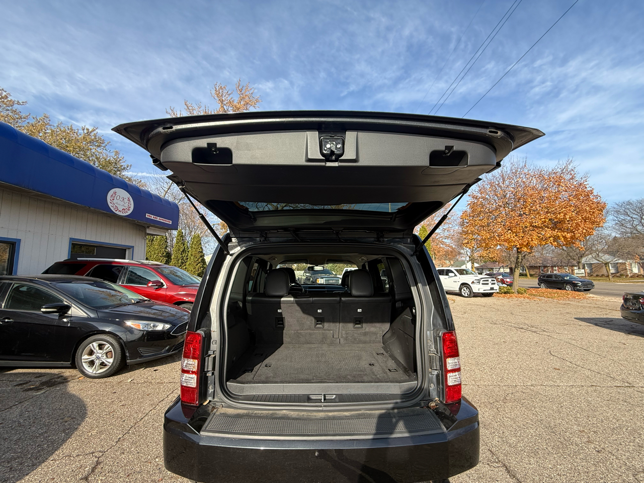 2012 Jeep Liberty Sport photo 4