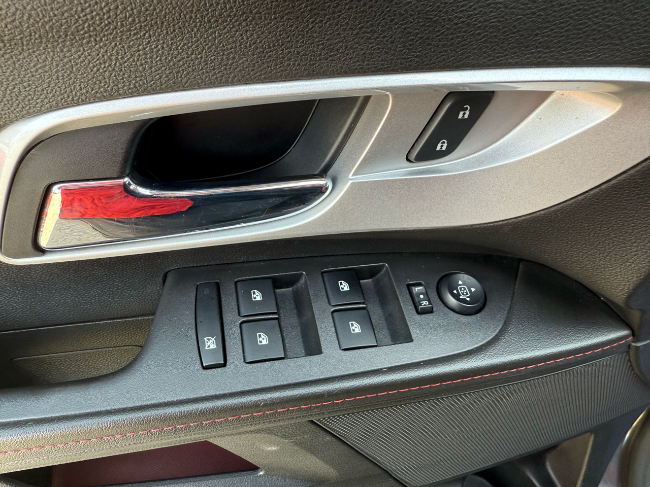 2013 Chevrolet Equinox photo 4