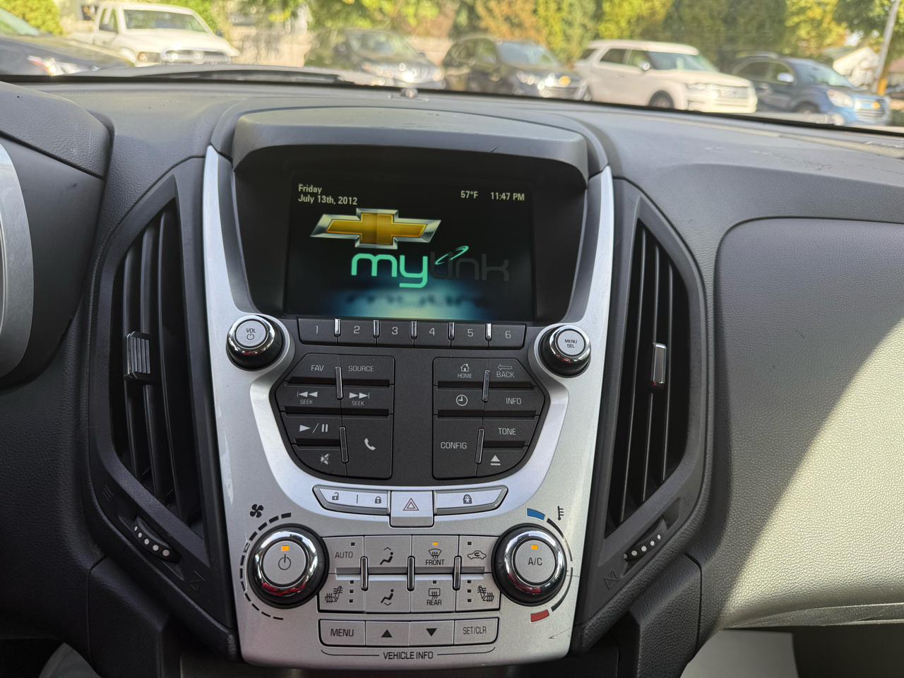 2013 Chevrolet Equinox photo 11