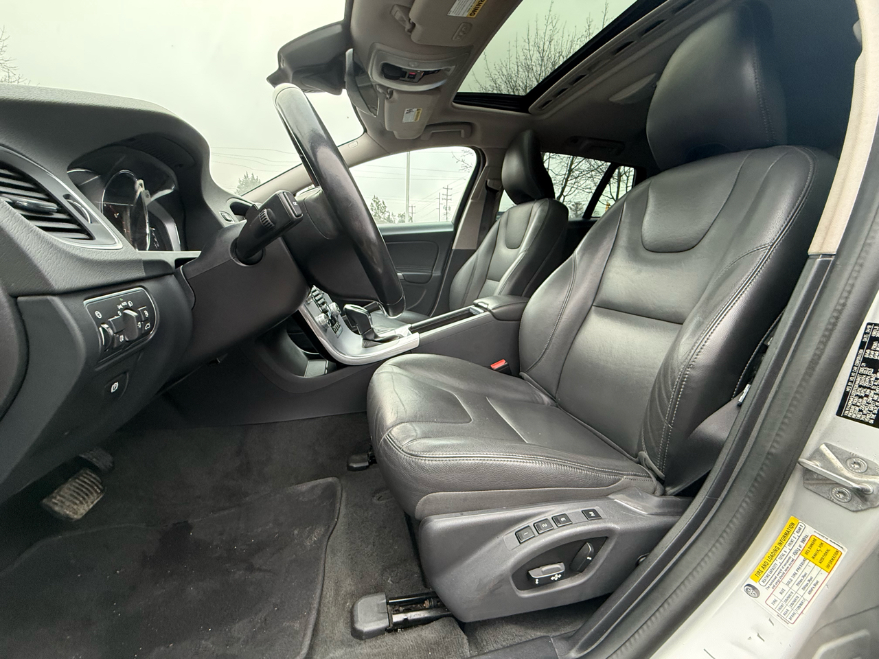 Volvo V60 Cross Country  2018