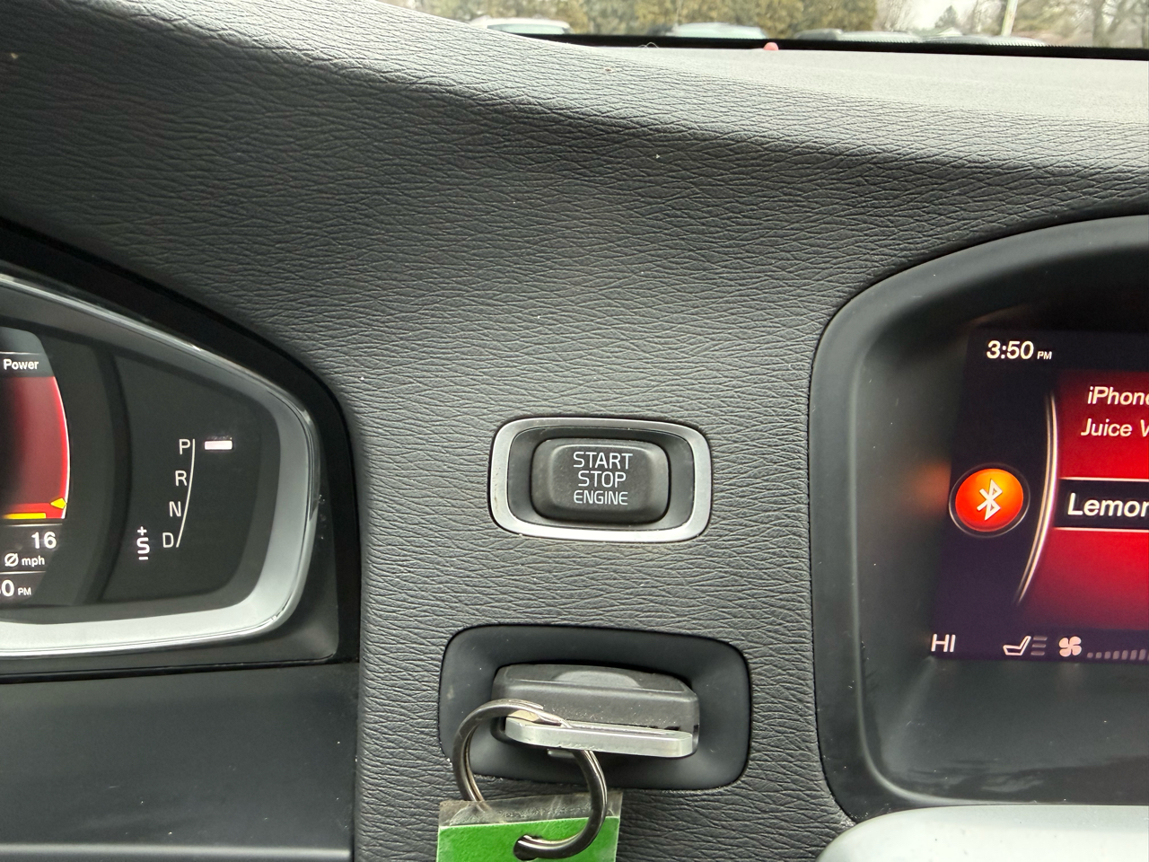 Volvo V60 Cross Country  2018