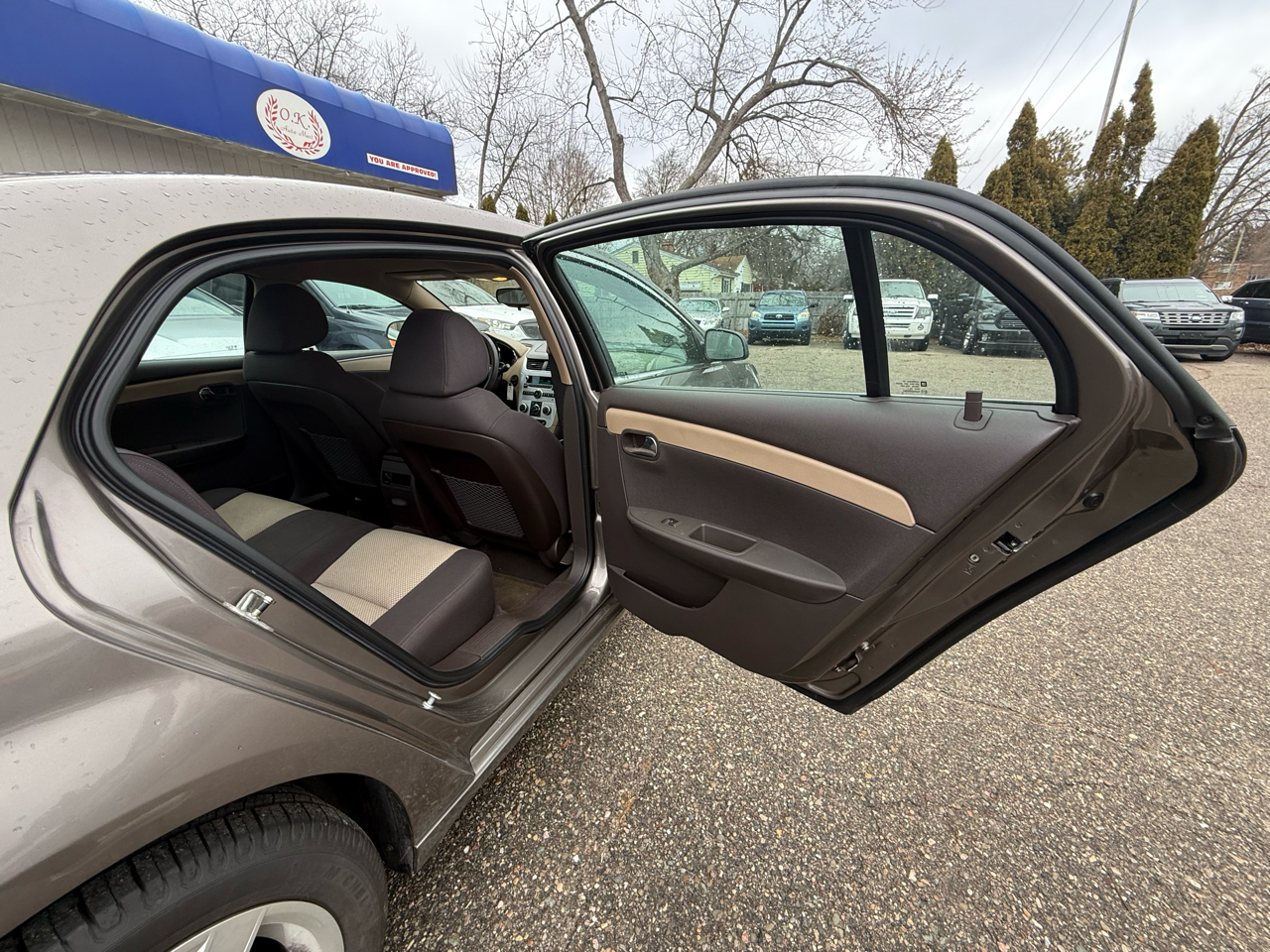 Chevrolet Malibu  2010