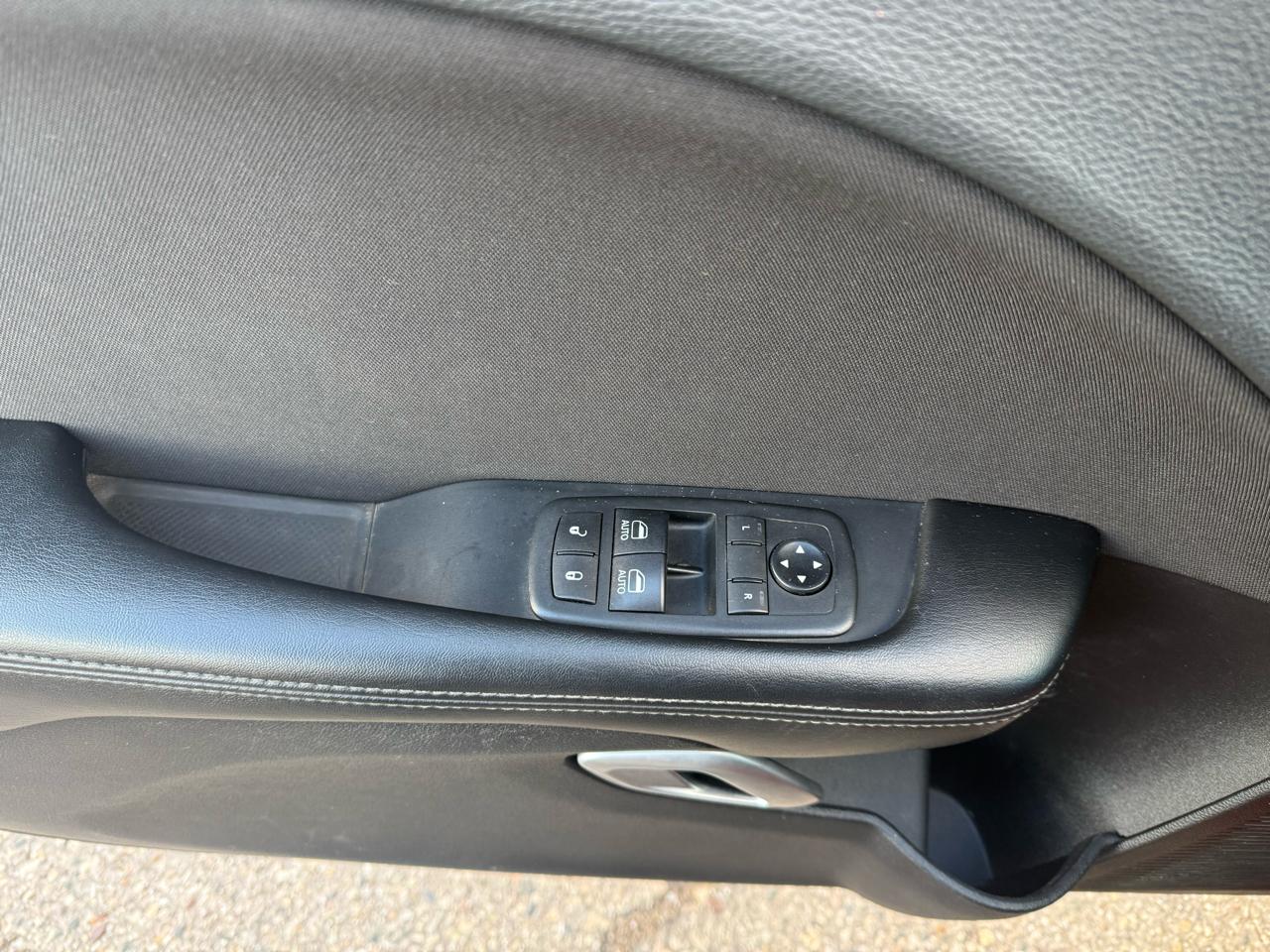 Dodge Challenger  2021