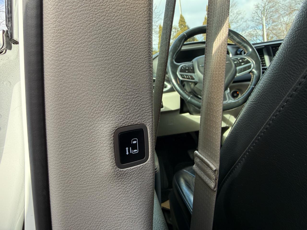 Chrysler Pacifica  2020