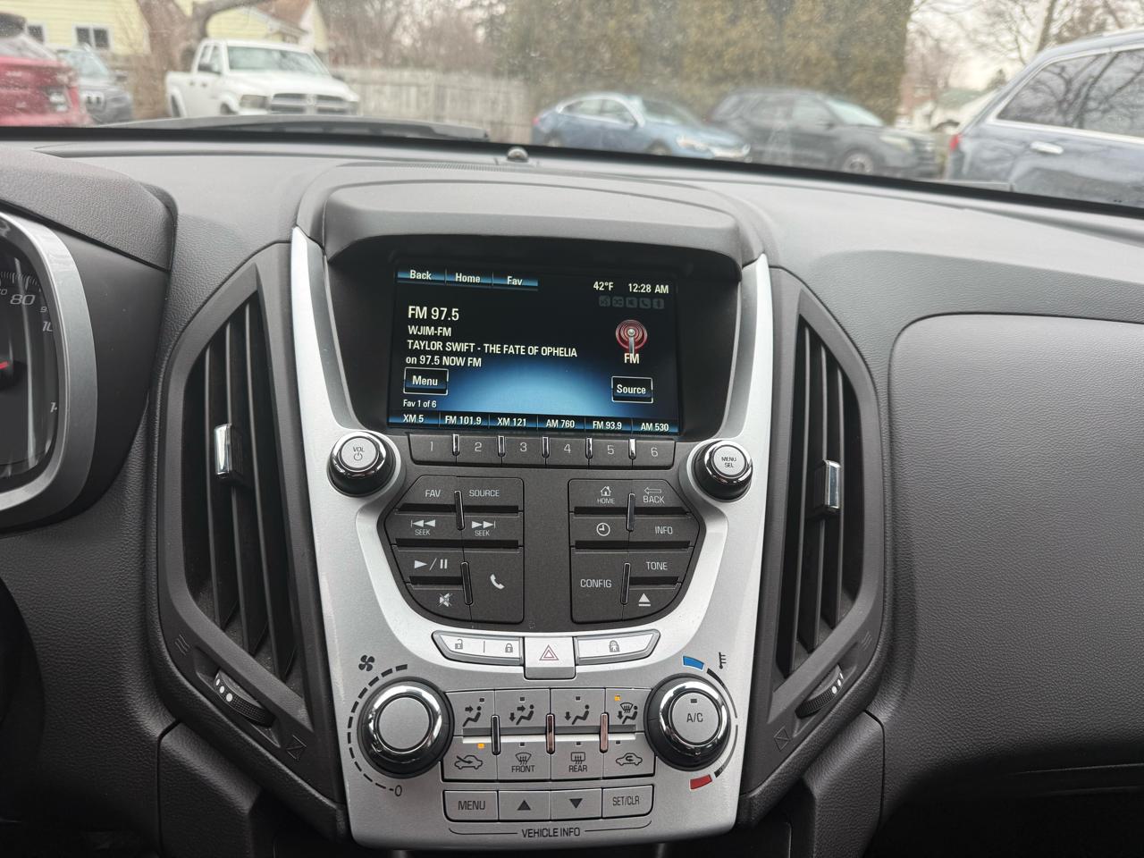 Chevrolet Equinox  2015