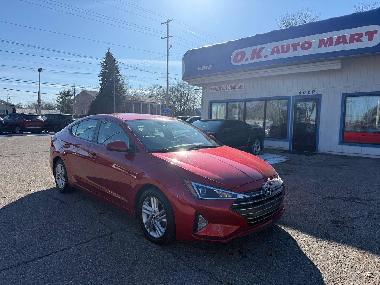 Hyundai Elantra  2020