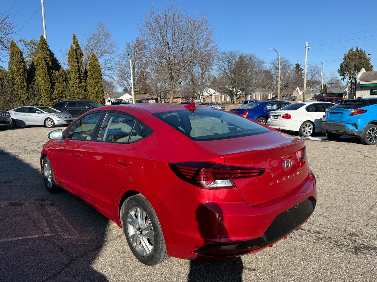 Hyundai Elantra  2020