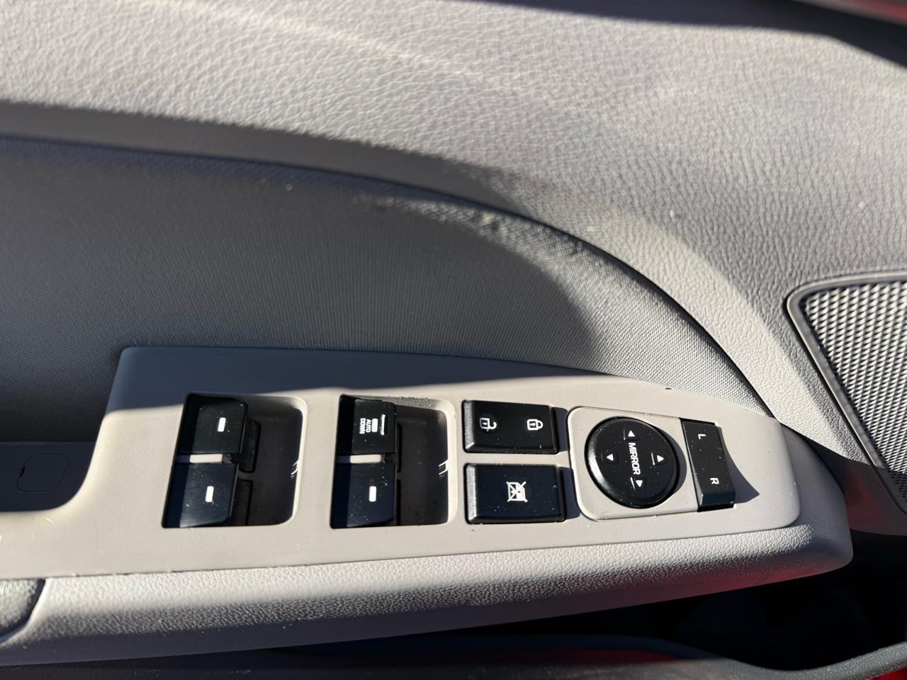 Hyundai Elantra  2020