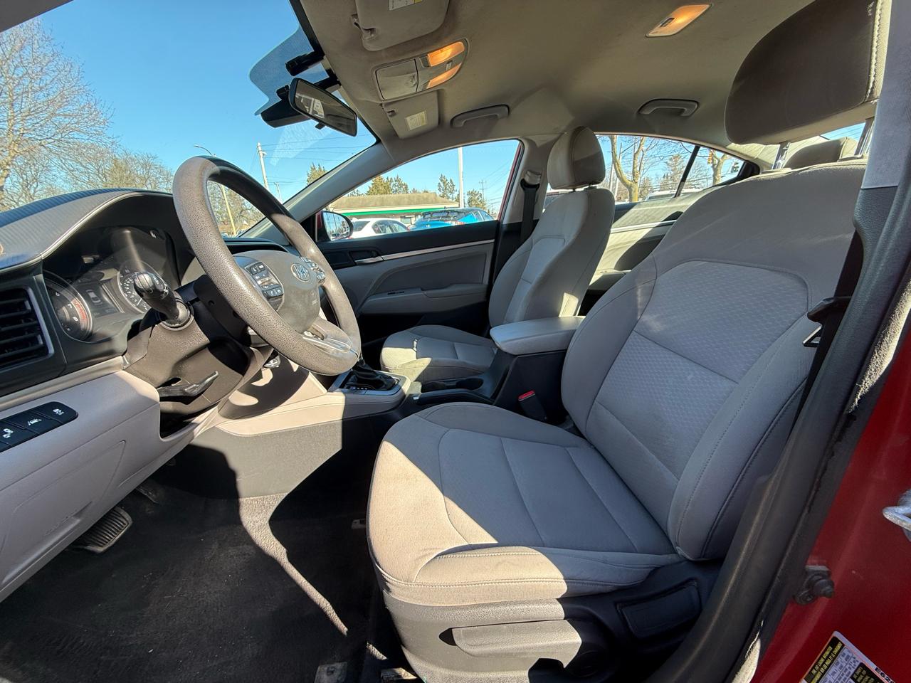 Hyundai Elantra  2020