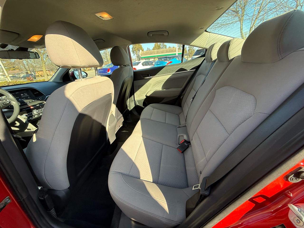 Hyundai Elantra  2020