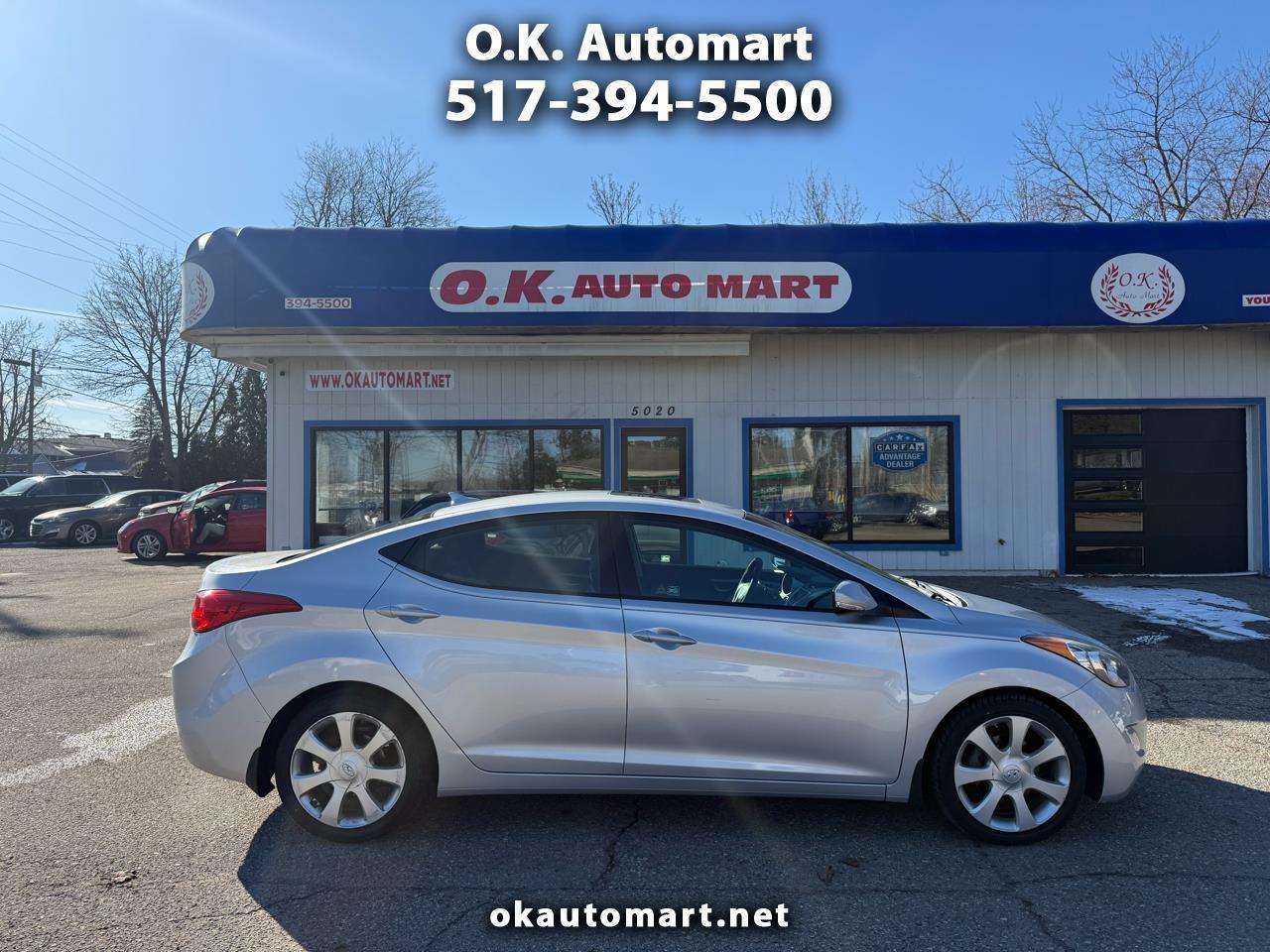 Hyundai Elantra  2012