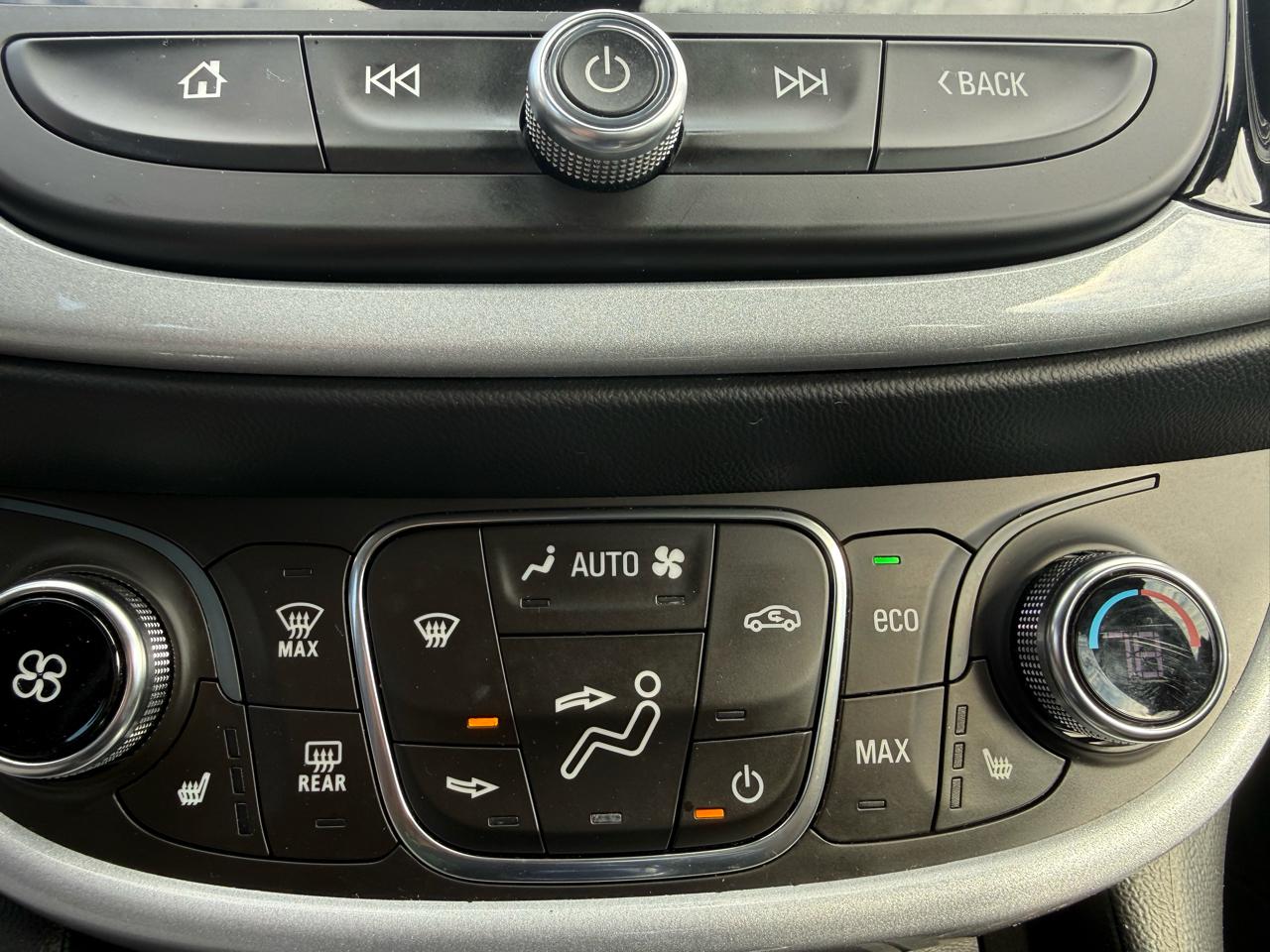 Chevrolet Volt  2018