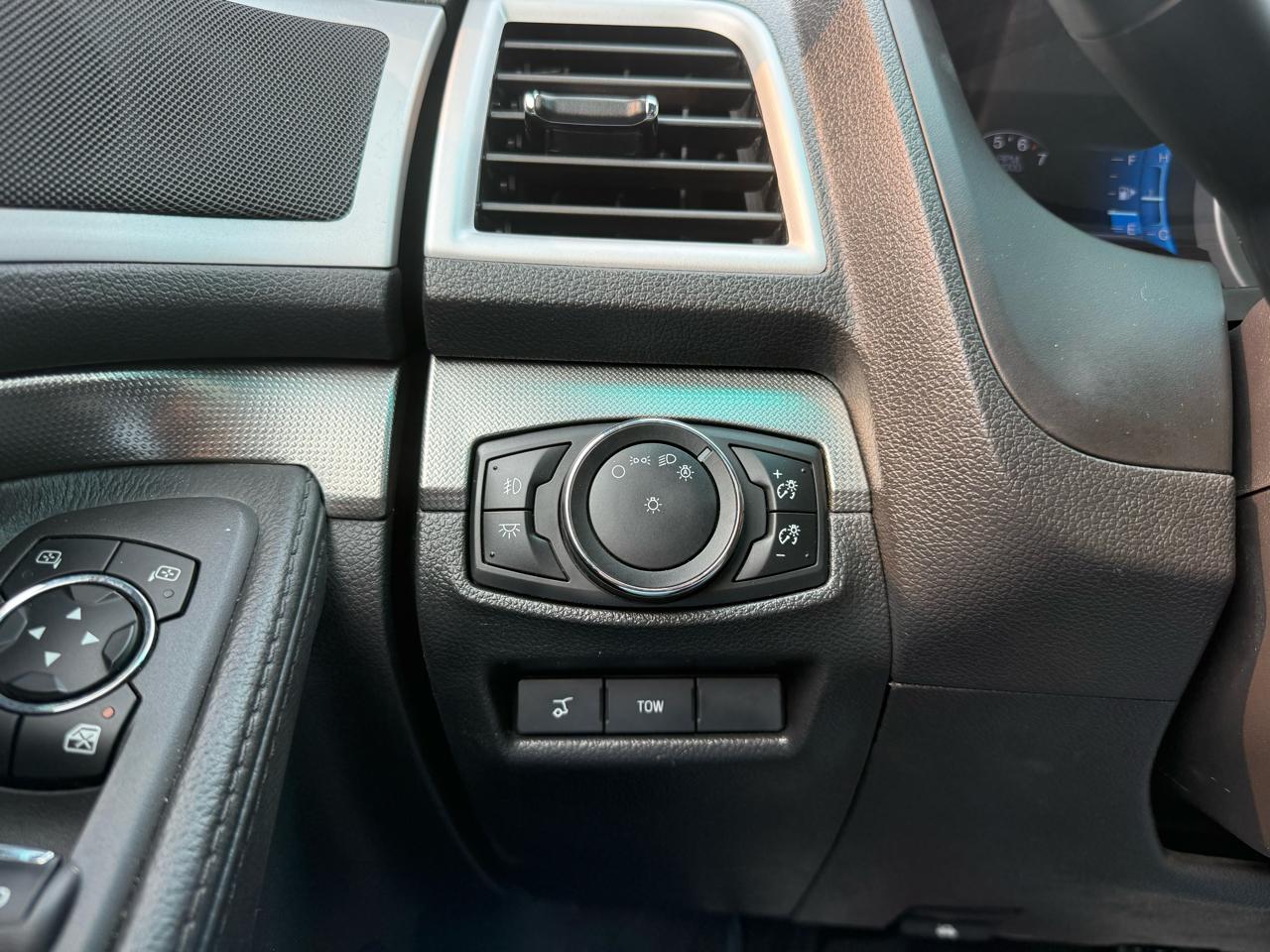Ford Explorer  2015