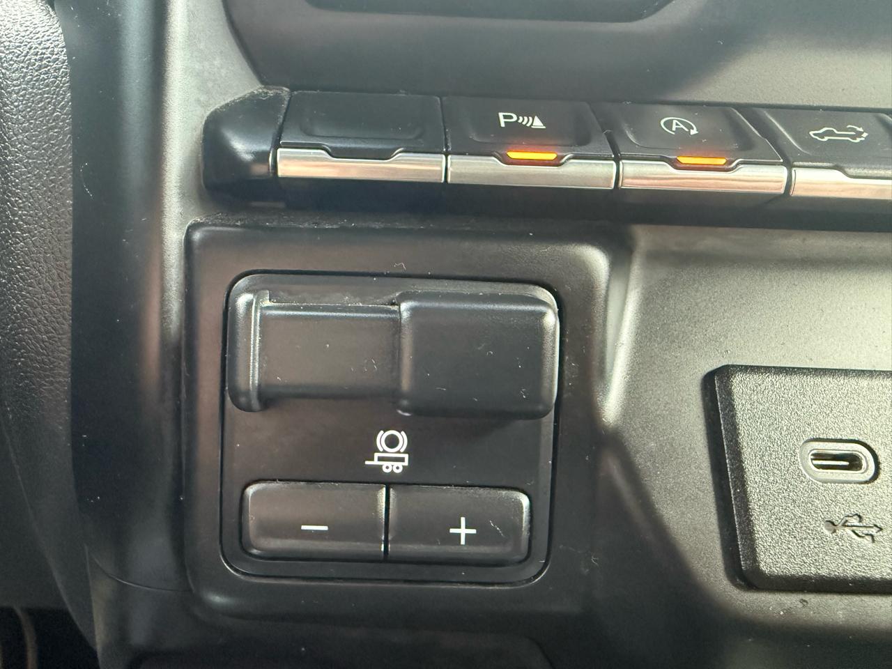 Chevrolet Silverado 1500  2020