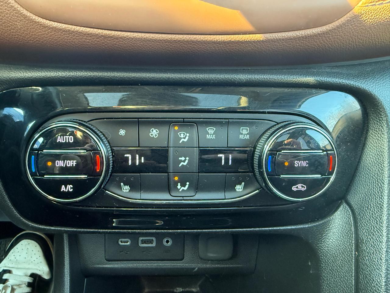 Buick Encore GX  2021