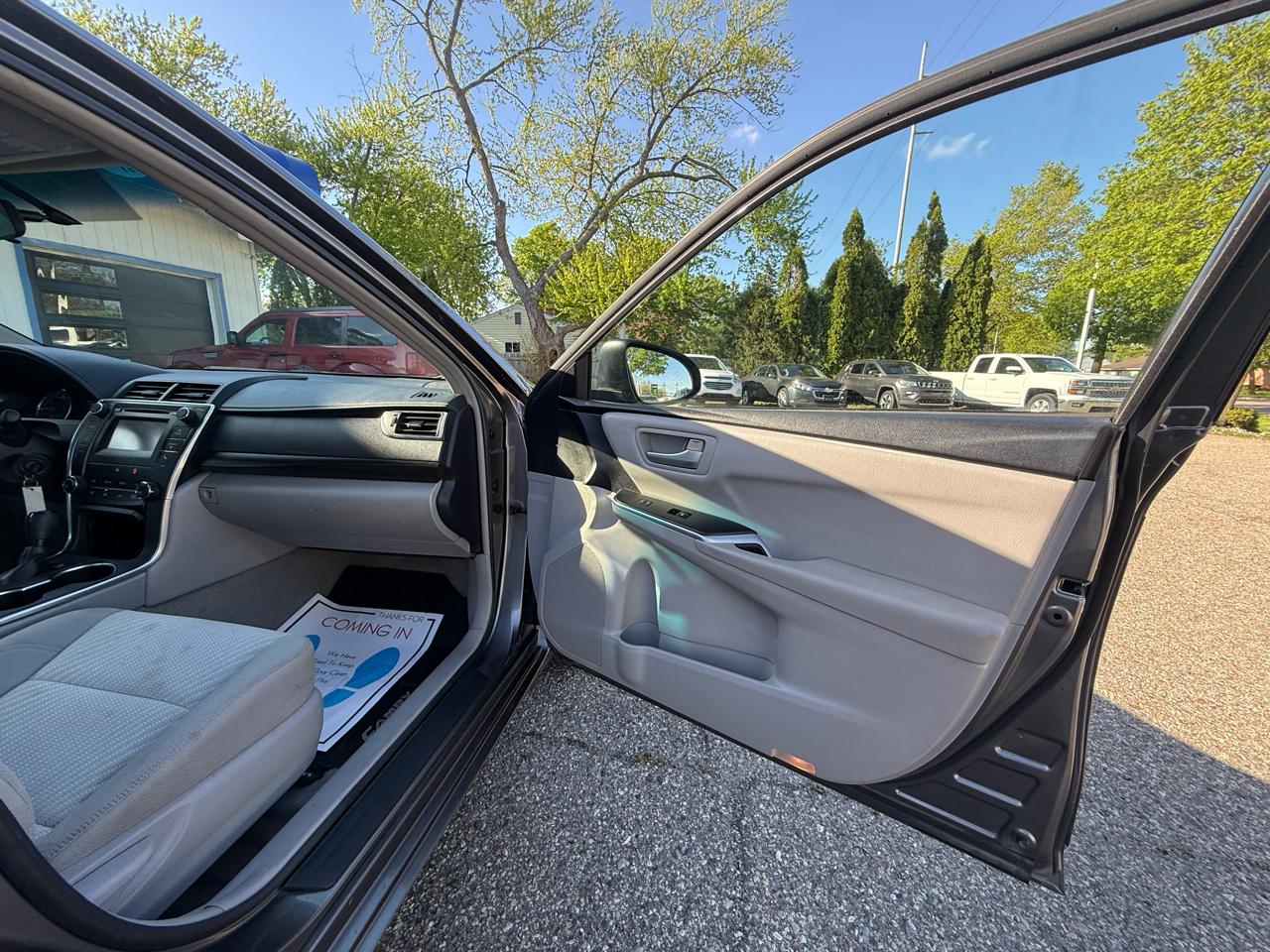 Toyota Camry  2017
