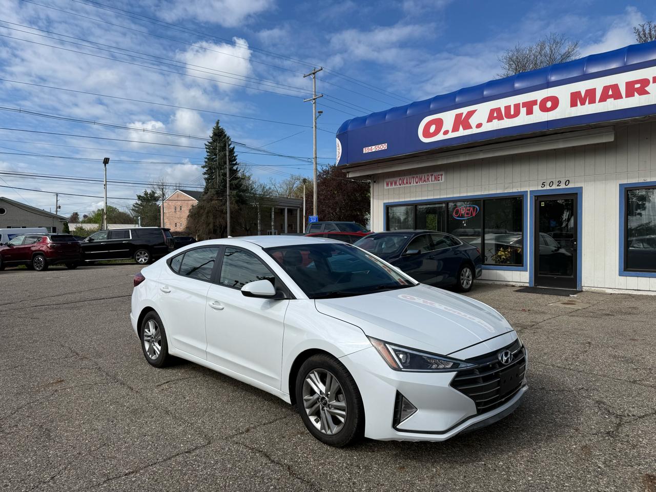 Hyundai Elantra  2020