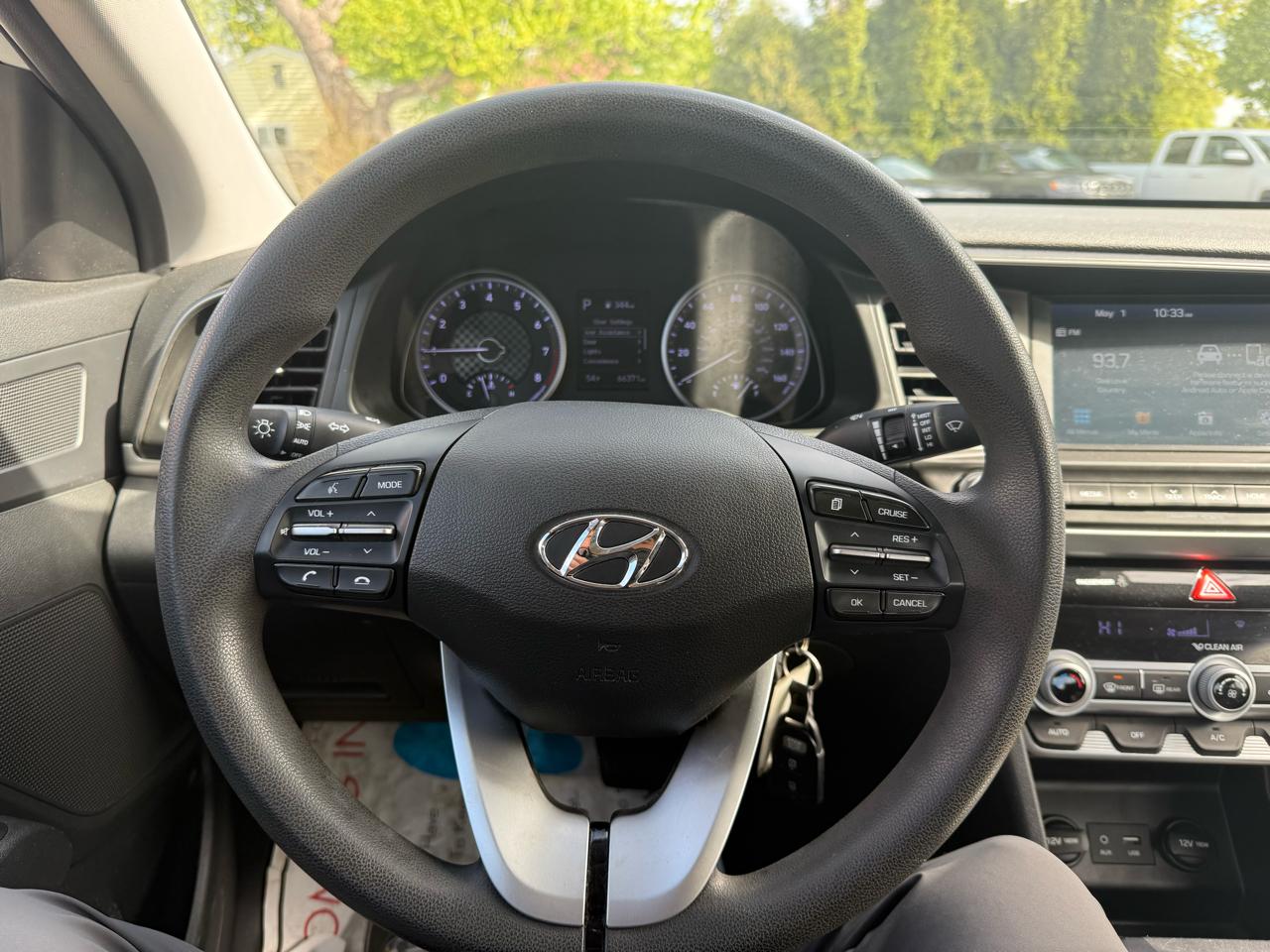 Hyundai Elantra  2020