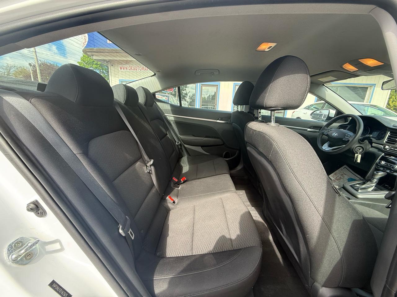 Hyundai Elantra  2020