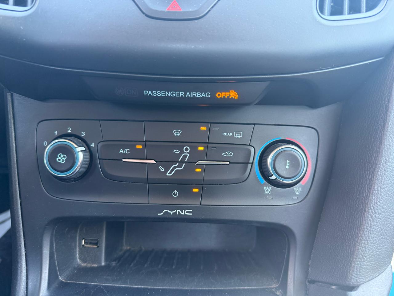 Ford Focus  2016