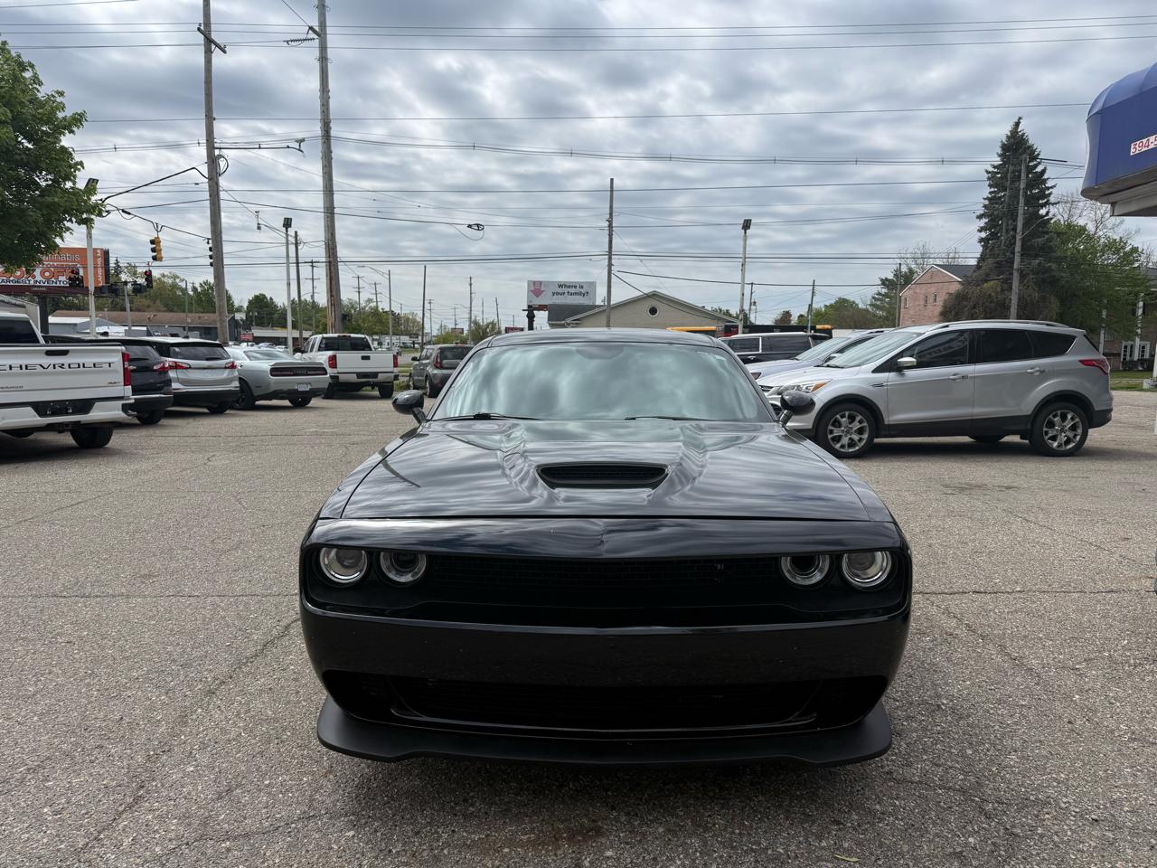 Dodge Challenger  2019