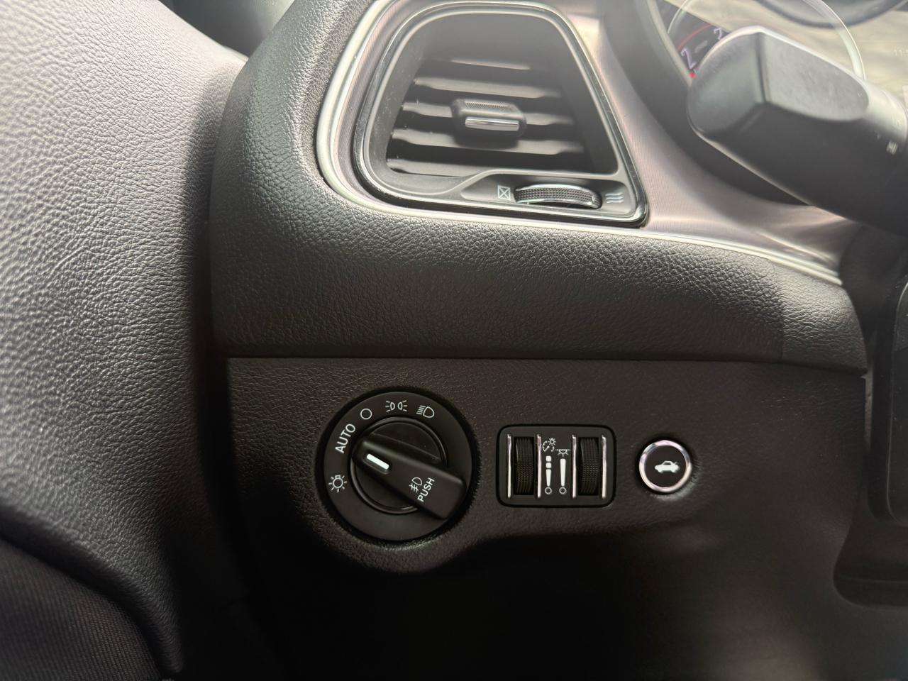 Dodge Challenger  2019