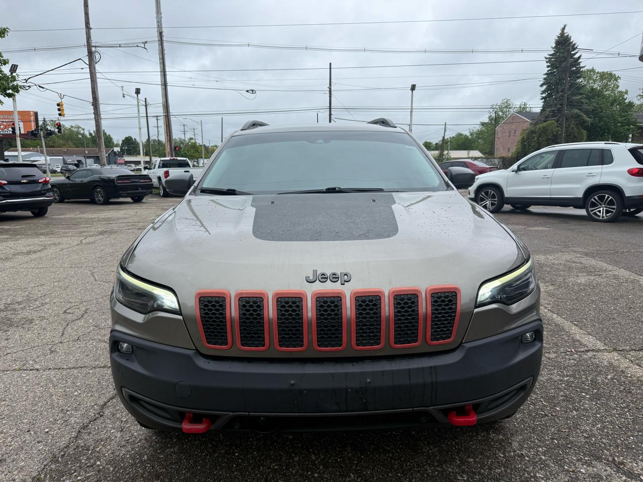 Jeep Cherokee  2021